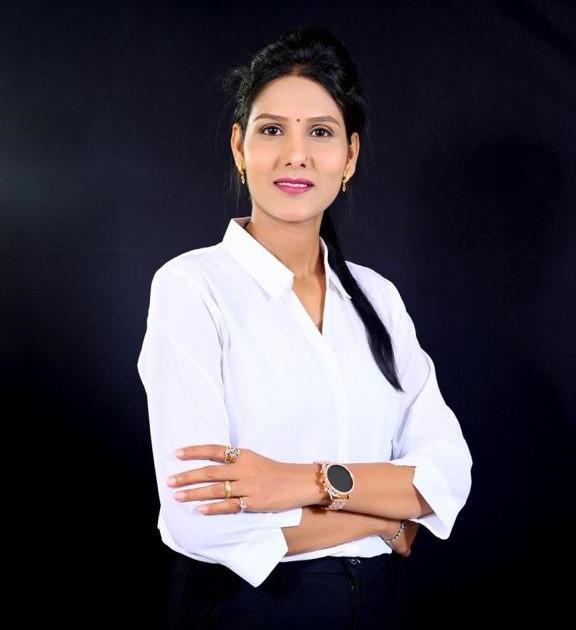 Kavita - Professional Beautician